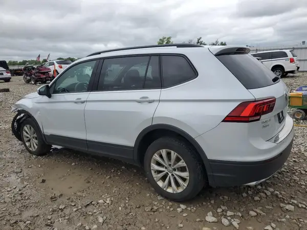 3VV0B7AX2JM067245 2018 VOLKSWAGEN TIGUAN - Image 2