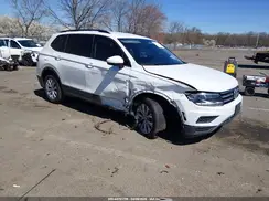 3VV0B7AX2JM068413 2018 VOLKSWAGEN TIGUAN