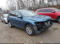 3VV0B7AX2JM081324 2018 VOLKSWAGEN TIGUAN