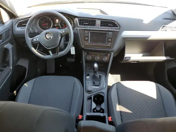 3VV0B7AX2JM091495 2018 VOLKSWAGEN TIGUAN - Image 8