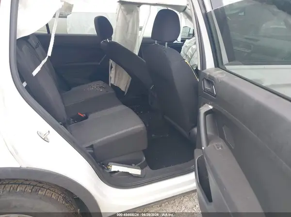 3VV0B7AX2JM094803 2018 VOLKSWAGEN TIGUAN - Image 8