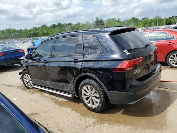 3VV0B7AX2JM105105 2018 VOLKSWAGEN TIGUAN - Image 2