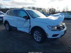3VV0B7AX2JM107842 2018 VOLKSWAGEN TIGUAN