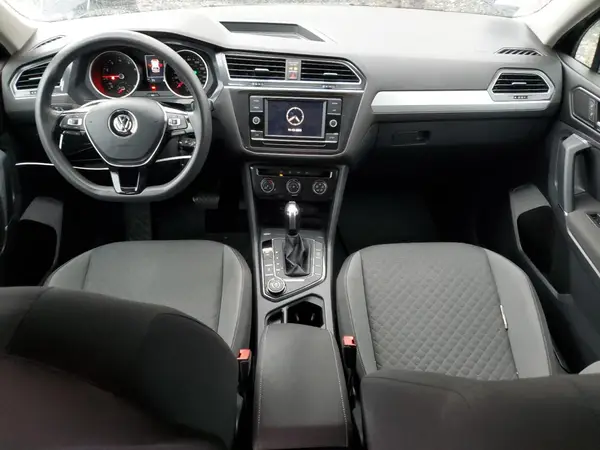 3VV0B7AX2JM113043 2018 VOLKSWAGEN TIGUAN - Image 8