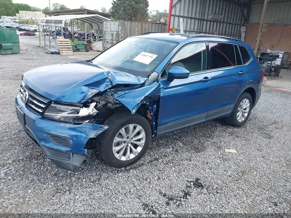 3VV0B7AX2JM209691 2018 VOLKSWAGEN TIGUAN - Image 2