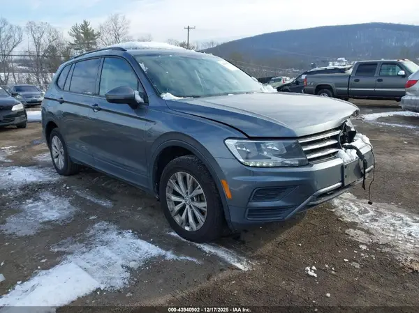 3VV0B7AX2KM017818 2019 VOLKSWAGEN TIGUAN - Image 1