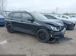 3VV0B7AX2KM040256 2019 VOLKSWAGEN TIGUAN