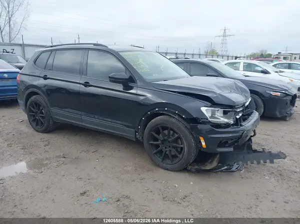 3VV0B7AX2KM040256 2019 VOLKSWAGEN TIGUAN - Image 1