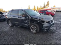 3VV0B7AX2KM067652 2019 VOLKSWAGEN TIGUAN