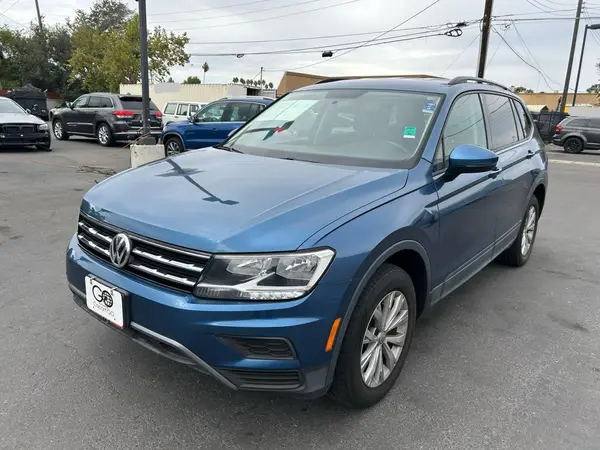 3VV0B7AX2KM117496 2019 VOLKSWAGEN TIGUAN - Image 2