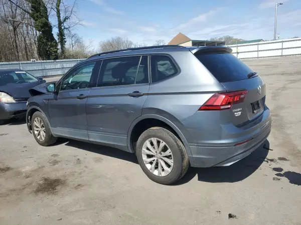 3VV0B7AX2LM076093 2020 VOLKSWAGEN TIGUAN - Image 2