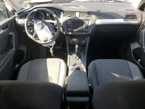 3VV0B7AX2LM076093 2020 VOLKSWAGEN TIGUAN - Image 8