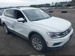 3VV0B7AX2LM104877 2020 VOLKSWAGEN TIGUAN