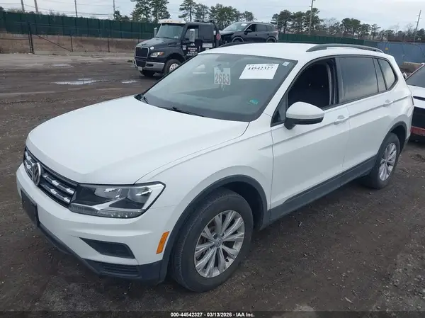 3VV0B7AX2LM104877 2020 VOLKSWAGEN TIGUAN - Image 2