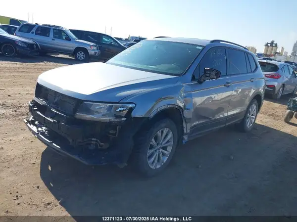 3VV0B7AX2LM123008 2020 VOLKSWAGEN TIGUAN - Image 2
