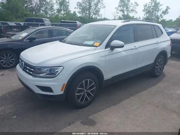 3VV0B7AX2MM011083 2021 VOLKSWAGEN TIGUAN - Image 2