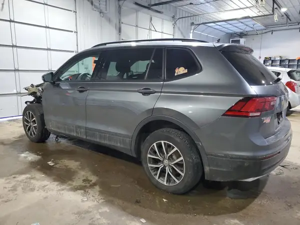 3VV0B7AX2MM043676 2021 VOLKSWAGEN TIGUAN - Image 2