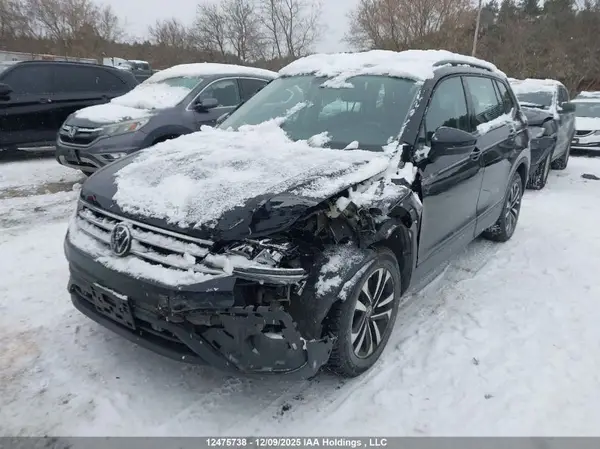 3VV0B7AX2NM061175 2022 VOLKSWAGEN TIGUAN - Image 2