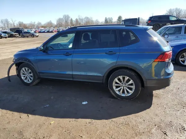 3VV0B7AX3JM011329 2018 VOLKSWAGEN TIGUAN - Image 2