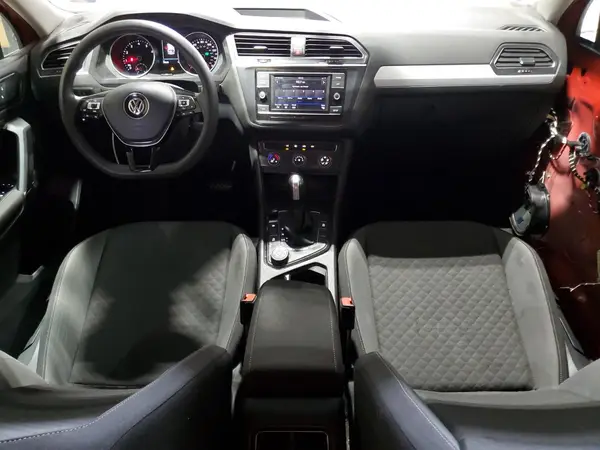 3VV0B7AX3JM014800 2018 VOLKSWAGEN TIGUAN - Image 8