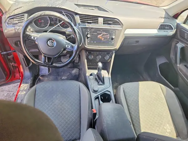 3VV0B7AX3JM016529 2018 VOLKSWAGEN TIGUAN - Image 8