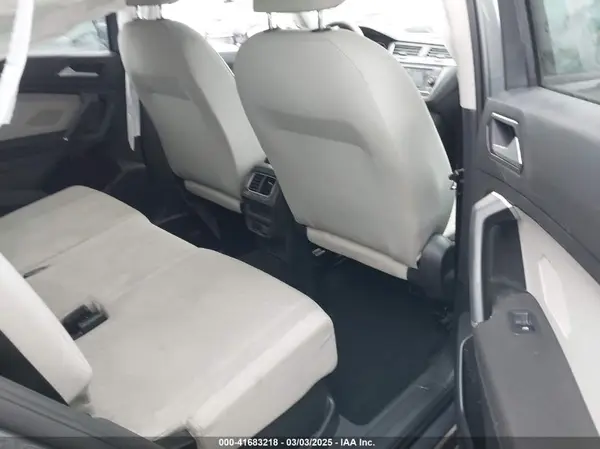 3VV0B7AX3JM017728 2018 VOLKSWAGEN TIGUAN - Image 8