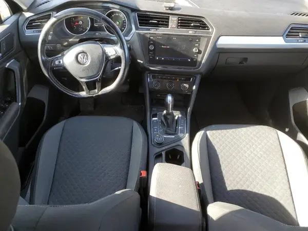 3VV0B7AX3JM018748 2018 VOLKSWAGEN TIGUAN - Image 8