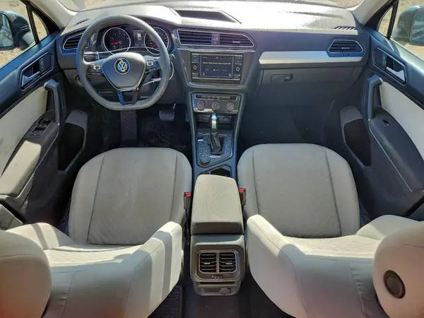 3VV0B7AX3JM023562 2018 VOLKSWAGEN TIGUAN - Image 8