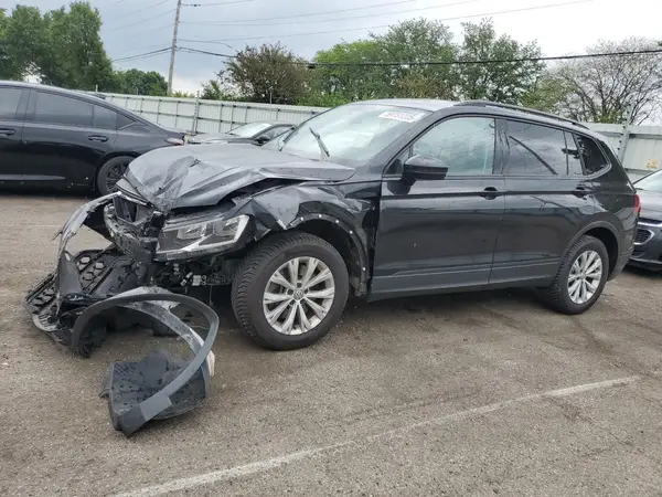 3VV0B7AX3JM055587 2018 VOLKSWAGEN TIGUAN - Image 1