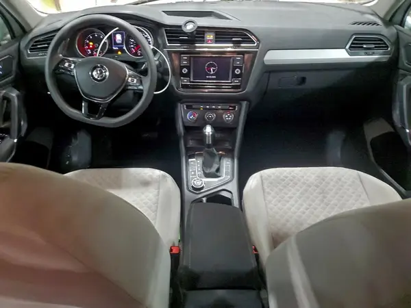3VV0B7AX3JM055833 2018 VOLKSWAGEN TIGUAN - Image 8