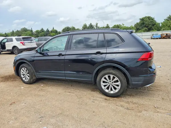 3VV0B7AX3JM061440 2018 VOLKSWAGEN TIGUAN - Image 2