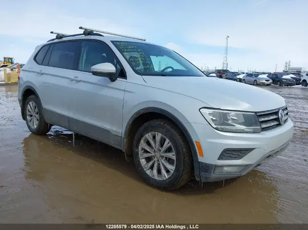 3VV0B7AX3JM081333 2018 VOLKSWAGEN TIGUAN - Image 1