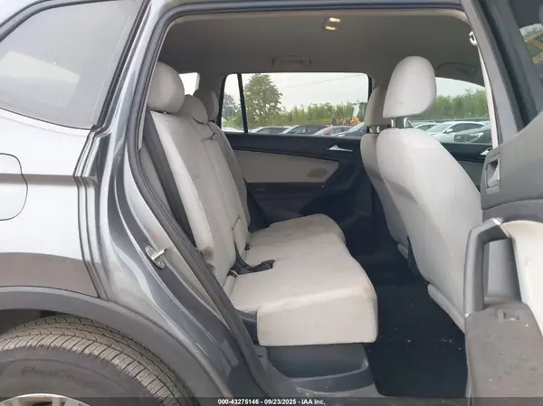 3VV0B7AX3JM123581 2018 VOLKSWAGEN TIGUAN - Image 8
