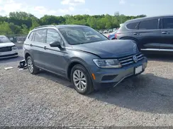 3VV0B7AX3JM123645 2018 VOLKSWAGEN TIGUAN