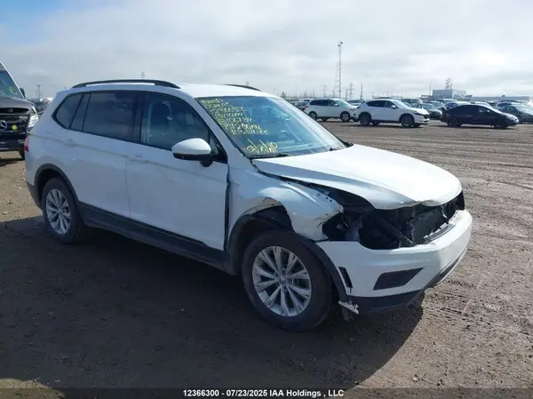 3VV0B7AX3KM106734 2019 VOLKSWAGEN TIGUAN - Image 1