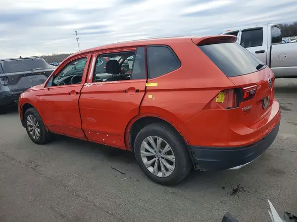 3VV0B7AX3KM155304 2019 VOLKSWAGEN TIGUAN - Image 2