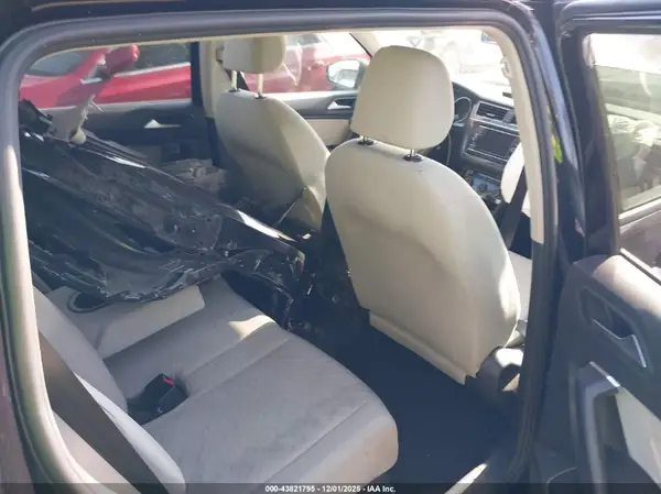 3VV0B7AX3KM191445 2019 VOLKSWAGEN TIGUAN - Image 8