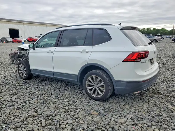 3VV0B7AX3LM030918 2020 VOLKSWAGEN TIGUAN - Image 2