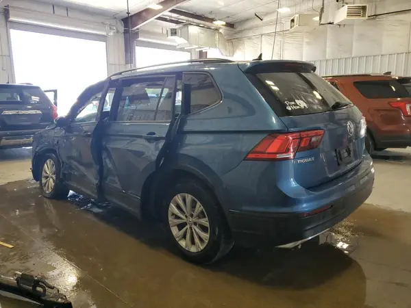 3VV0B7AX3LM137290 2020 VOLKSWAGEN TIGUAN - Image 2