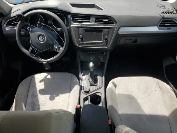 3VV0B7AX3LM137290 2020 VOLKSWAGEN TIGUAN - Image 8
