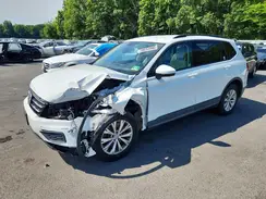 3VV0B7AX4JM042752 2018 VOLKSWAGEN TIGUAN