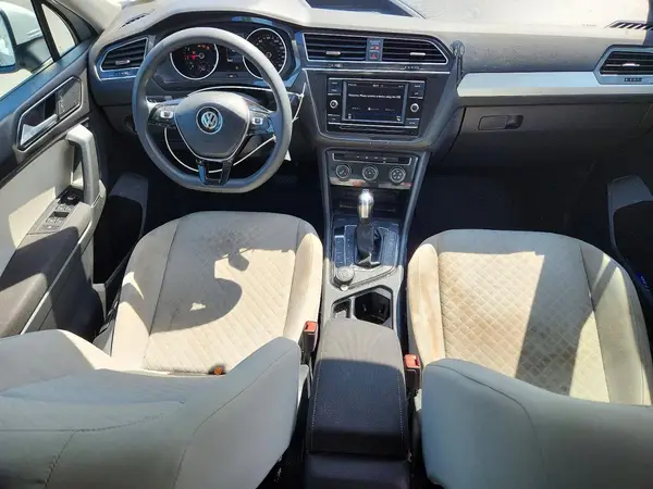 3VV0B7AX4JM042752 2018 VOLKSWAGEN TIGUAN - Image 8