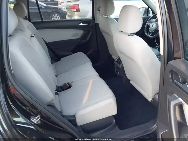 3VV0B7AX4JM058773 2018 VOLKSWAGEN TIGUAN - Image 8