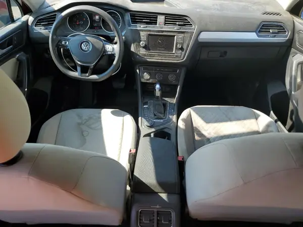 3VV0B7AX4JM068283 2018 VOLKSWAGEN TIGUAN - Image 8