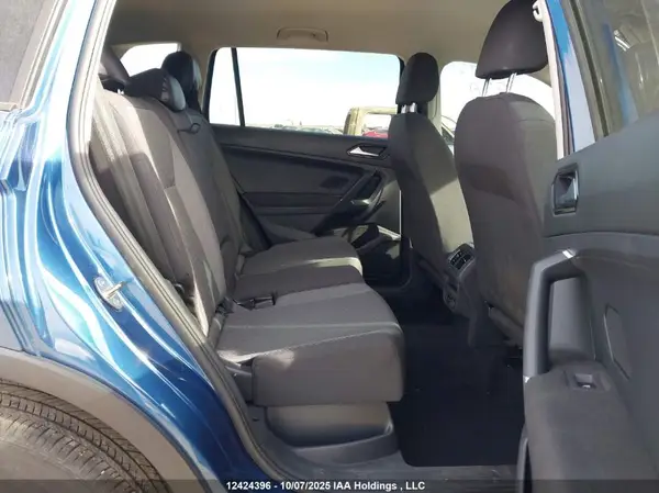 3VV0B7AX4JM078182 2018 VOLKSWAGEN TIGUAN - Image 8