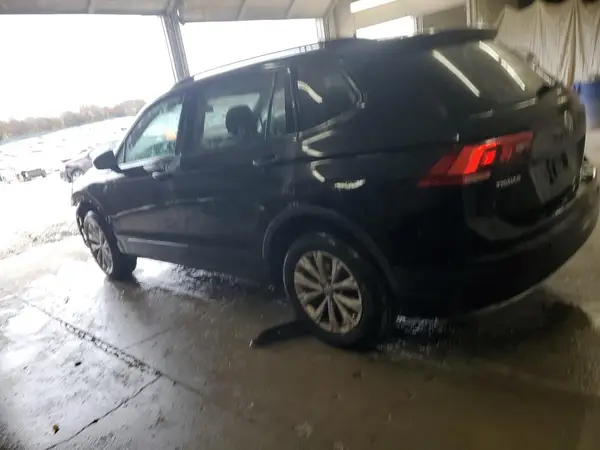 3VV0B7AX4JM084337 2018 VOLKSWAGEN TIGUAN - Image 2