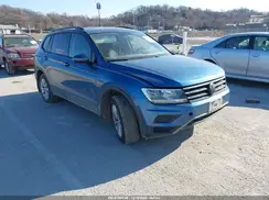 3VV0B7AX4JM085262 2018 VOLKSWAGEN TIGUAN