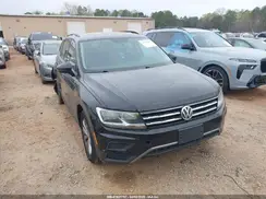 3VV0B7AX4JM098495 2018 VOLKSWAGEN TIGUAN