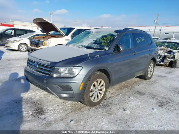 3VV0B7AX4JM147615 2018 VOLKSWAGEN TIGUAN - Image 2