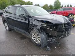 3VV0B7AX4JM153656 2018 VOLKSWAGEN TIGUAN